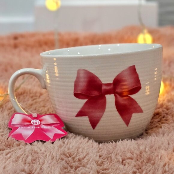 Coquette Girl Bow Mug NWT - Pink and cute (Eaton Fine Dining) - Picture 1 of 4